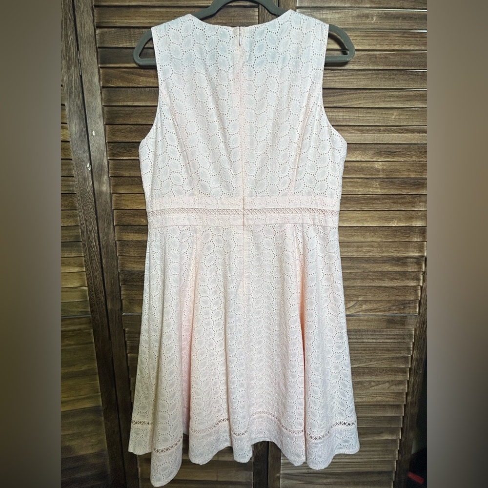 CALVIN KLEIN NEW Women's Blossom Cotton Eyelet Fit & Flare Dress - Picture 4 of 6